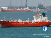 Нефтеналивной/химический танкер на продажу