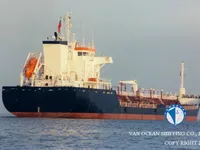 Нефтеналивной/химический танкер на продажу