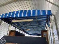 Круизное судно на продажу