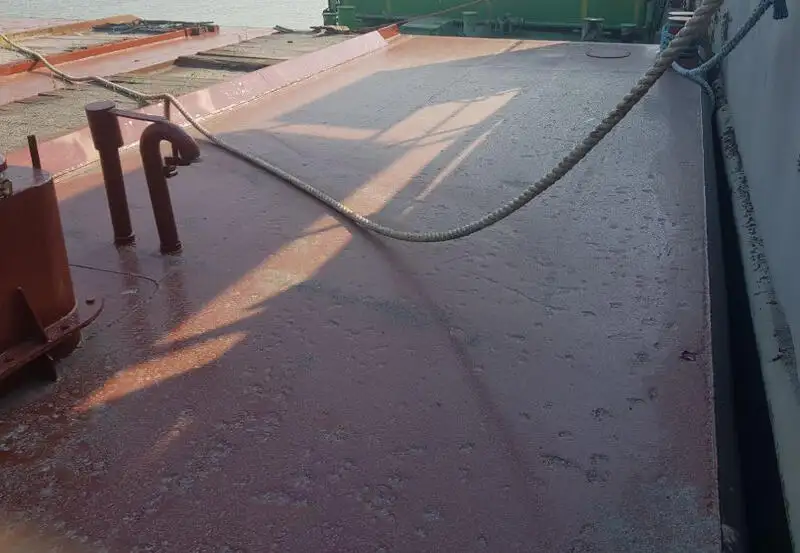 Баржа на продажу