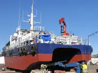 Катамаран на продажу