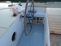 Баржа на продажу