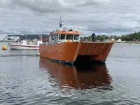Катамаран на продажу