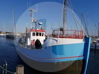 Рыболовное судно на продажу