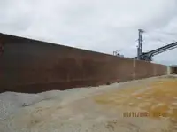Баржа на продажу