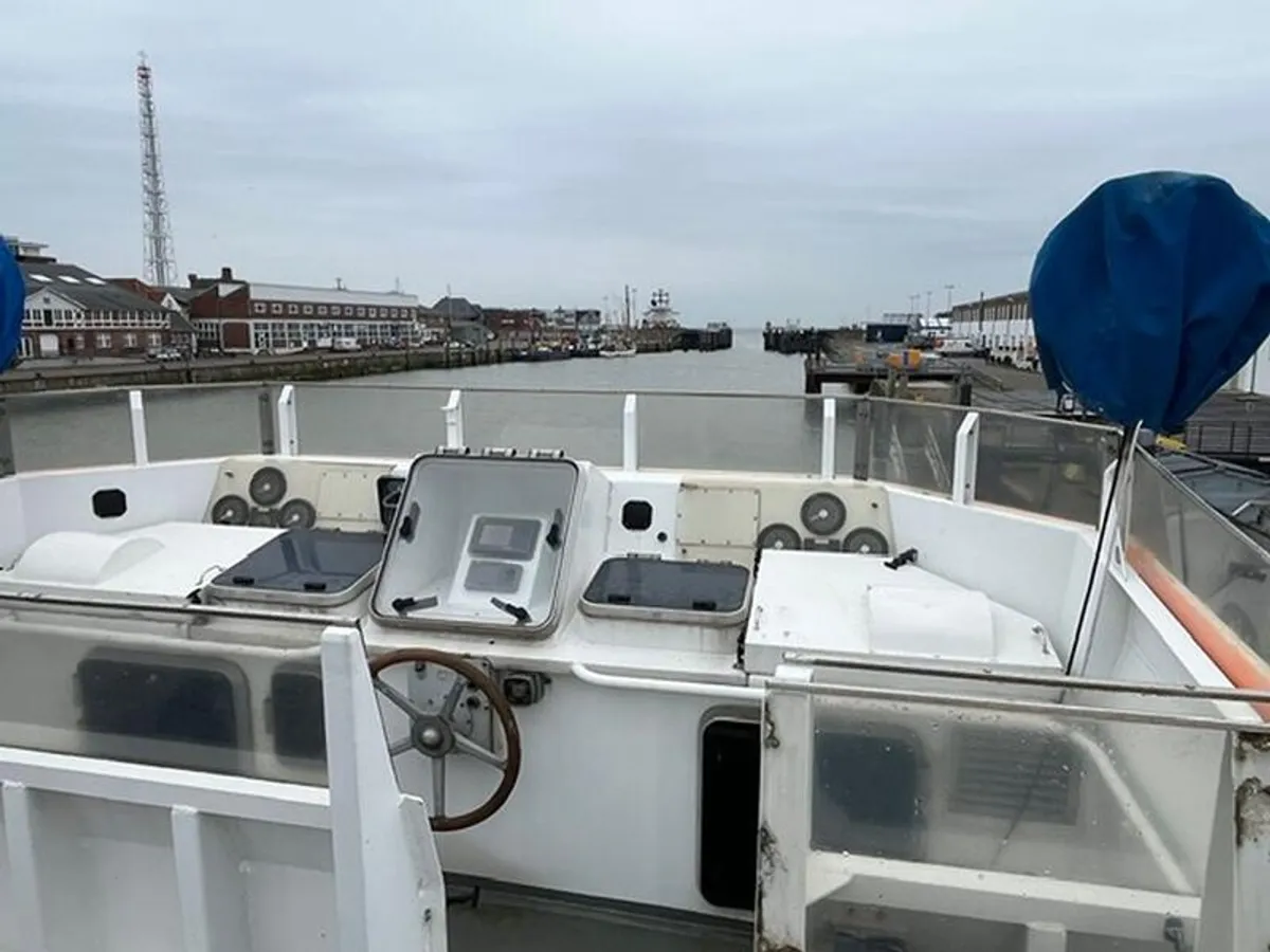 Патрульный катер на продажу