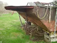 Баржа на продажу
