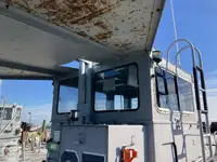 Десантный корабль-танкер на продажу