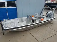 Рабочие суда на продажу