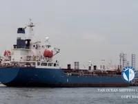 Нефтеналивной/химический танкер на продажу