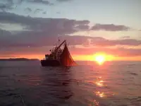 Траулер на продажу