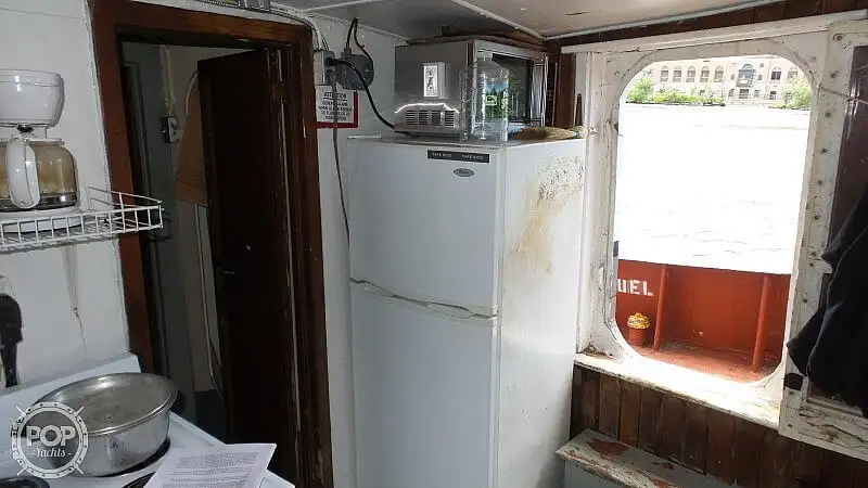 Буксир на продажу