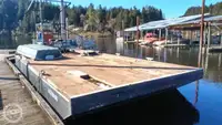 Баржа на продажу