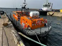 Буксир для перевозки экипажа на продажу
