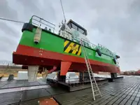 Судно для обслуживания ветряных электростанций на продажу