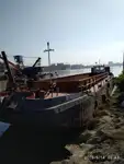 Баржа на продажу
