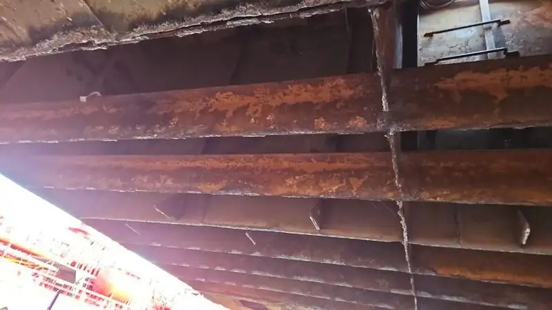 Баржа на продажу