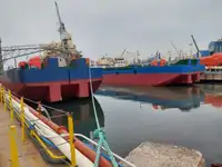 Баржа на продажу
