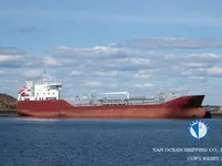 Нефтеналивной/химический танкер на продажу
