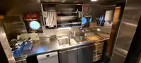 Буксир на продажу