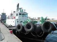 Буксир на продажу