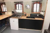 Плавающий отель на продажу