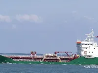 Нефтеналивной/химический танкер на продажу