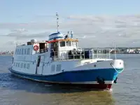 Круизное судно на продажу