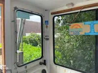 Катамаран на продажу