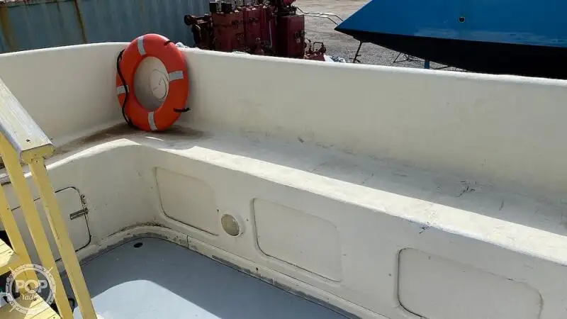 Круизное судно на продажу