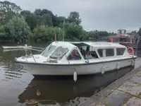Пассажирское судно на продажу