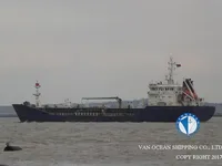 Нефтеналивной/химический танкер на продажу