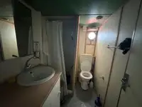 Катамаран на продажу