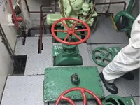 Буксир на продажу