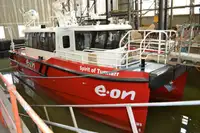Катамаран на продажу