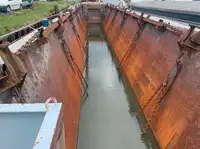 Буксир на продажу