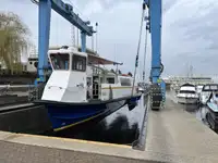 Круизное судно на продажу