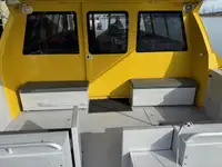 Круизное судно на продажу
