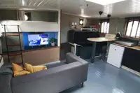 Плавающий отель на продажу