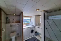 Баржа на продажу
