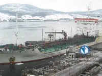 Нефтеналивной/химический танкер на продажу