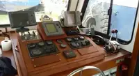 Буксир для перевозки экипажа на продажу