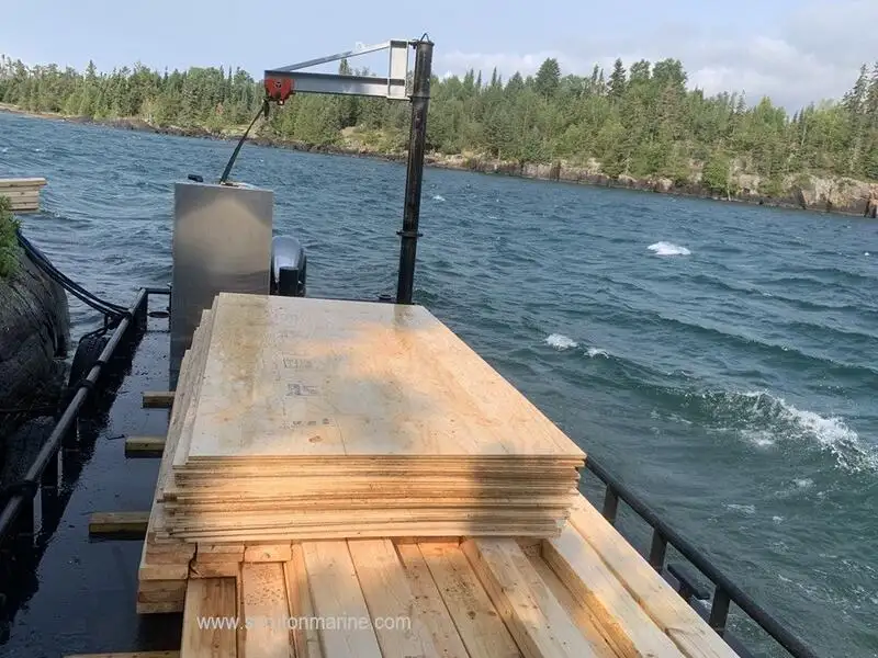 Баржа на продажу