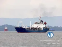 Нефтеналивной/химический танкер на продажу