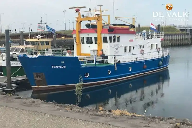 Плавающий отель на продажу