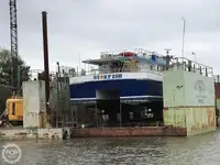 Катамаран на продажу