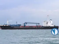 Нефтеналивной/химический танкер на продажу