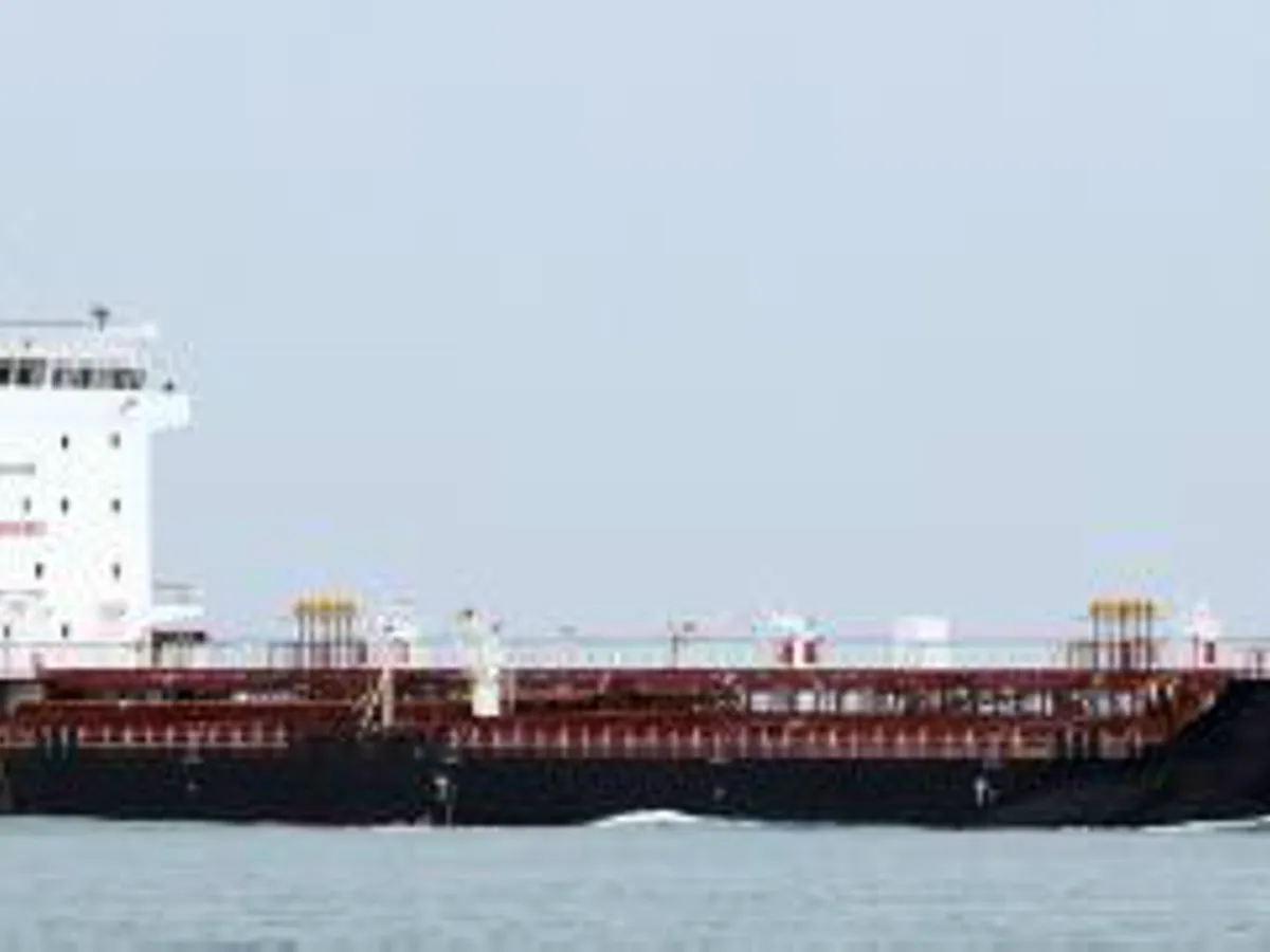 Нефтеналивной/химический танкер на продажу