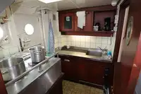 Круизное судно на продажу