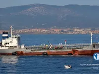 Нефтеналивной/химический танкер на продажу